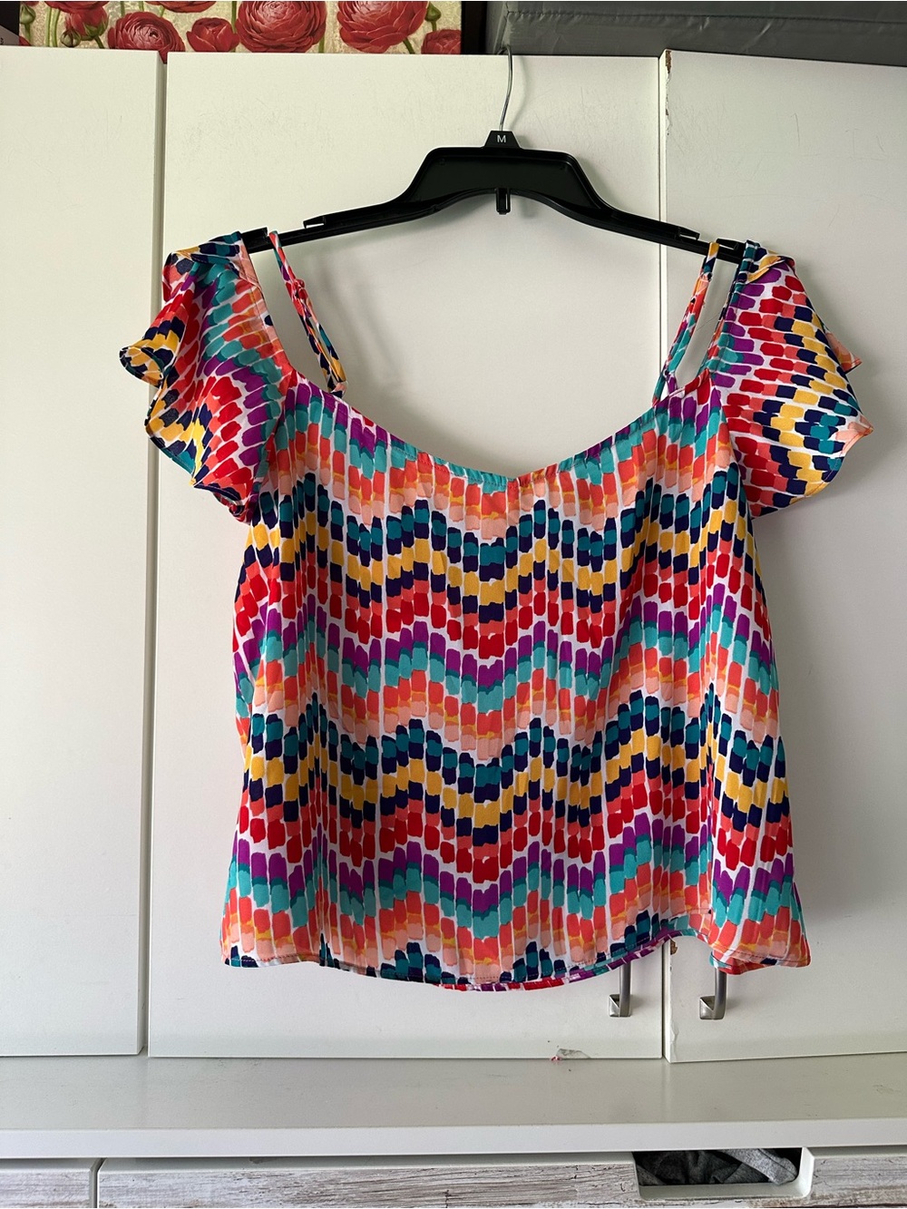 🌈 Timing Colorful Abstract Print Cold Shoulder Flutter Sleeve Blouse Medium
